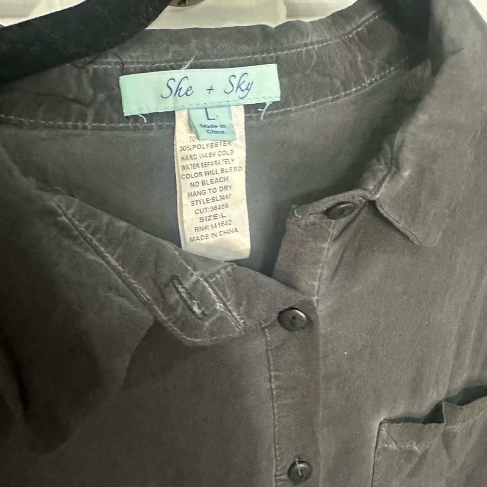 She + sky large laced black button down shirt - Picture 2 of 3